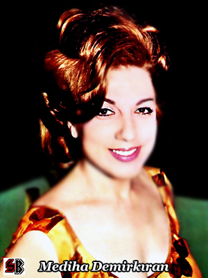 Senelerce aşkı anmış şarkısı