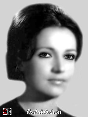 Kâlb-i sevdâ-zedeler âh ile dâim inler şarkısı