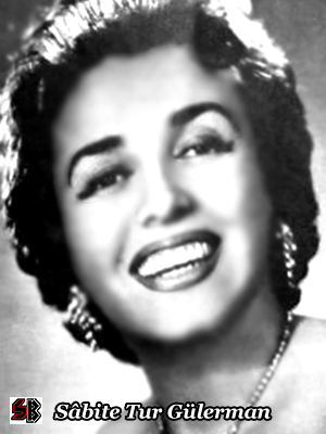 Bir teselli beklerim gönlümdeki bin yâreye şarkısı